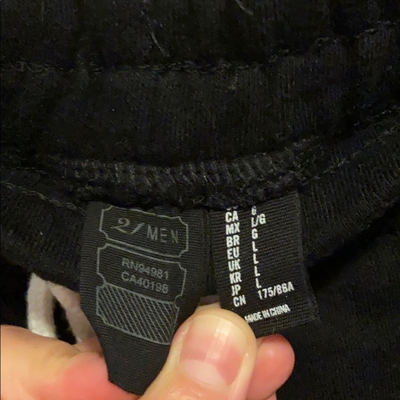 3/$25 - Forever21 Men Shorts - Picture 2 of 4